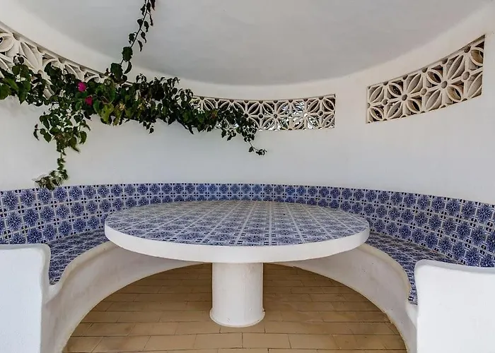 Eira Dos Moinhos