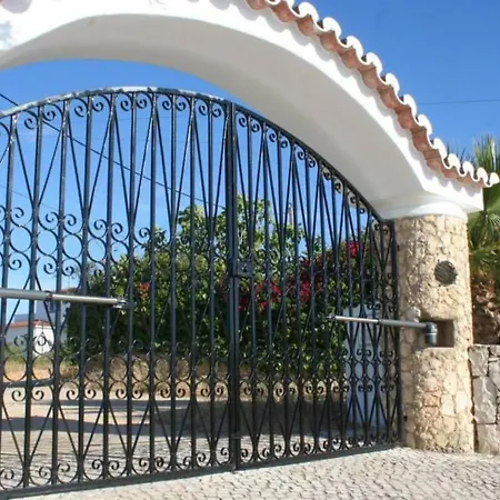 别墅 Eira Dos Moinhos *